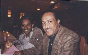 Dawit Tsige with band